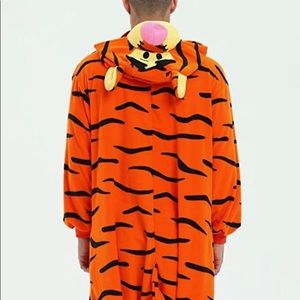 Men’s Tigger costume from Winnie the Pooh size XL